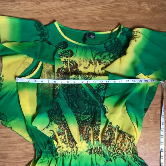 New Direction Green and yellow Blouse Size Medium - Picture 6 of 6